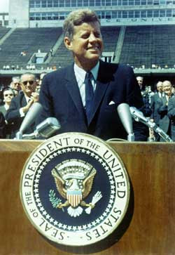 JFK at Rice, moonshot speech 1962